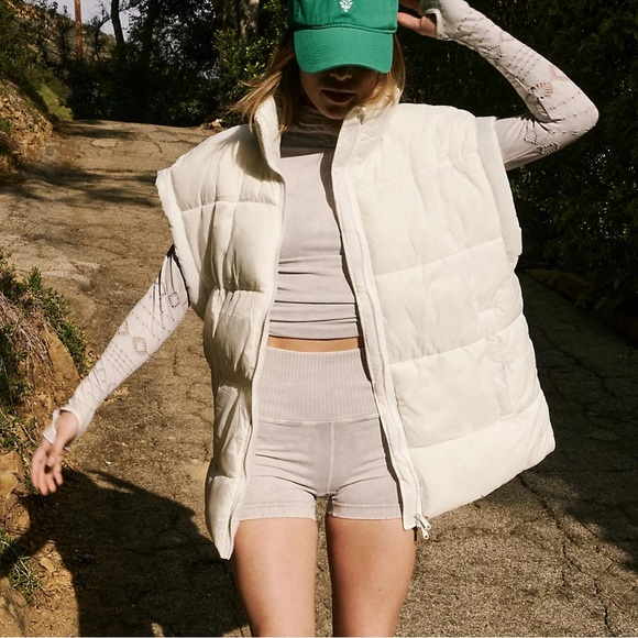 Free People Jackets & Blazers - Free People In A Bubble Puffer Vest